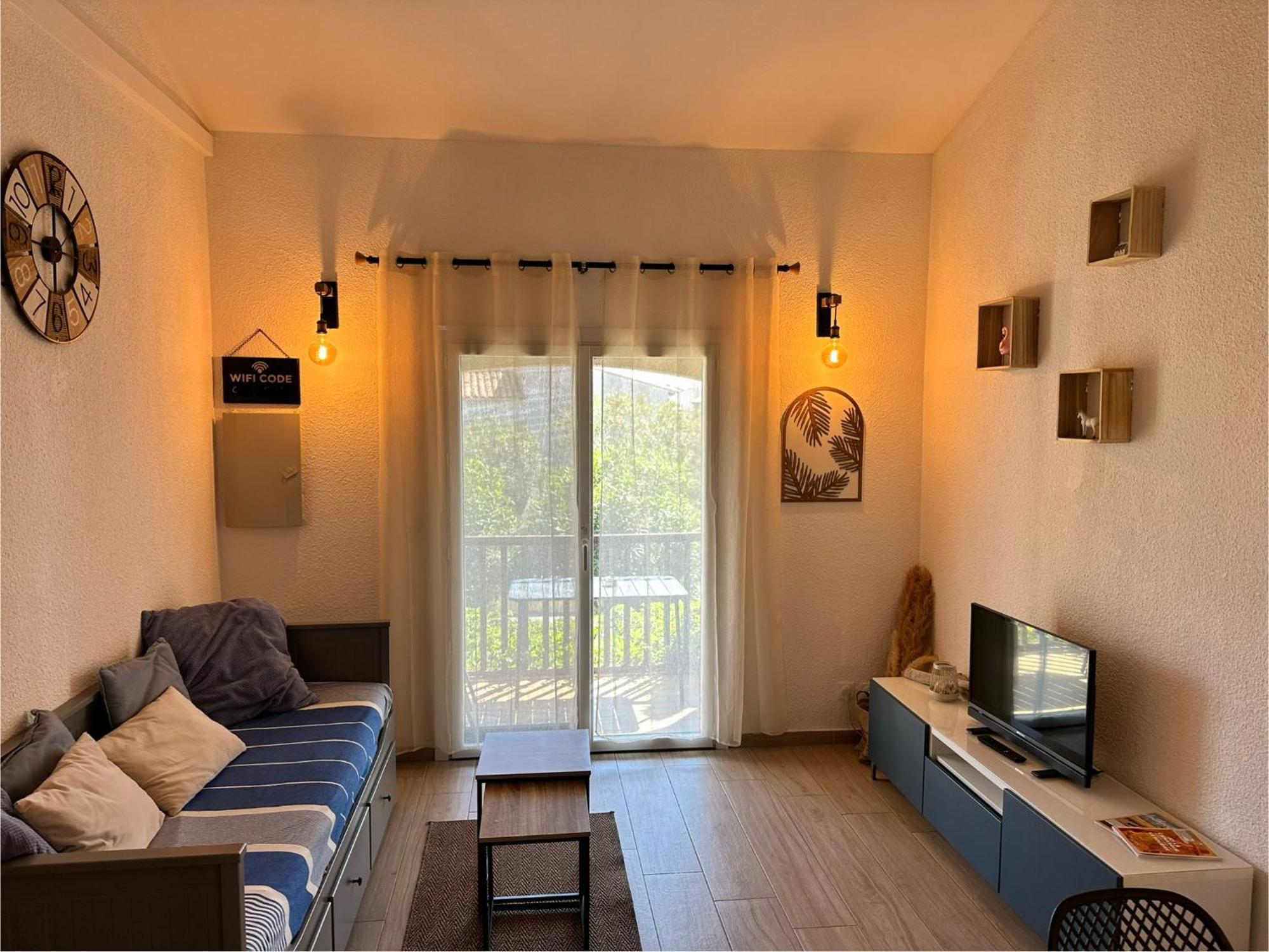 Appartement Duplex 4Pers Climatise - Locations Vld Camargue Saintes-Maries-de-la-Mer Exterior foto